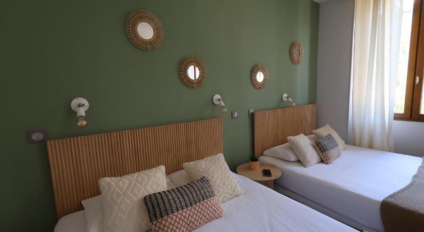 Image of Family Room 4