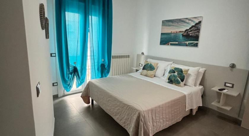 Biscotti s room
