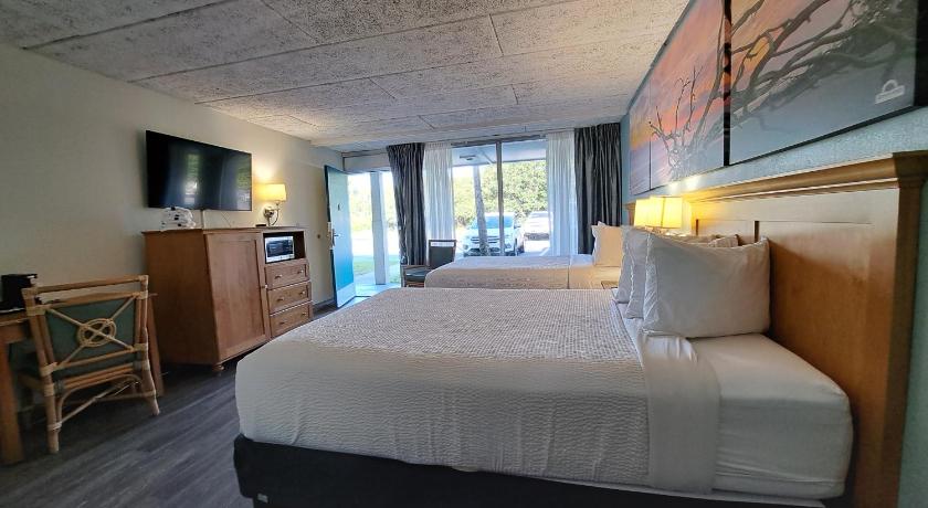 Image of 2 Double Beds, 1st Floor, Non-Smoking 1