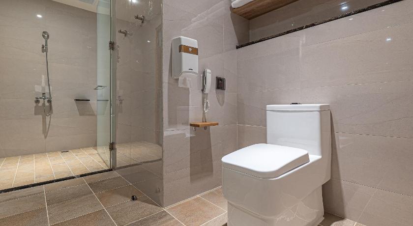 Image of Deluxe Suite 9