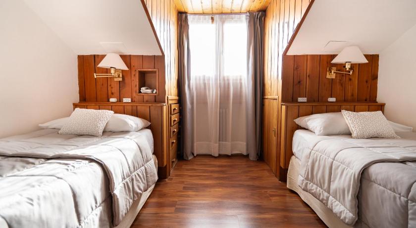 Image of Twin Room 0