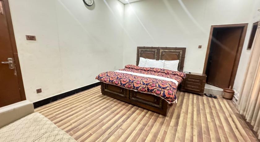 Millat Guest House G-9/4 - image 6