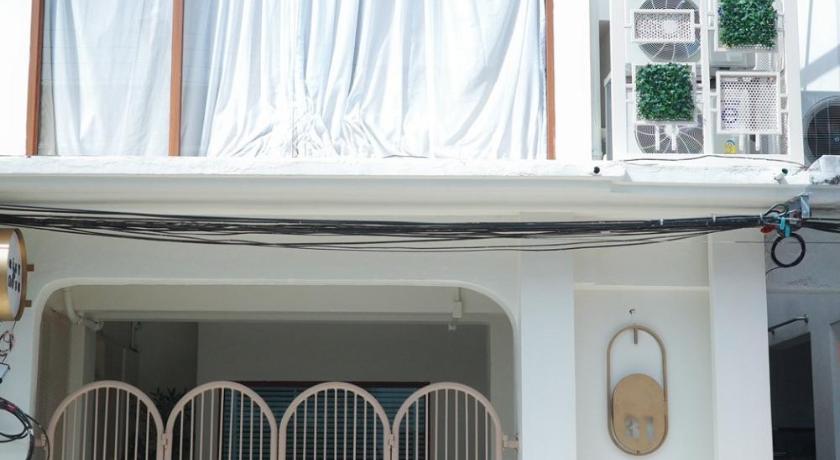 Hat Yai Daisy B 3-Star Single Room lobby