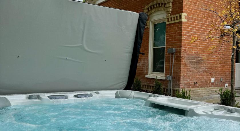 스프링빌 (UT) Art City Inn 숙소 수영장