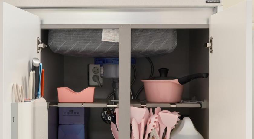 서울 4개의방 2개의 화장실 거실 부엌이 있는 핑크룸 (Pink room 4 bedroom) 3성급 싱글룸 수영장