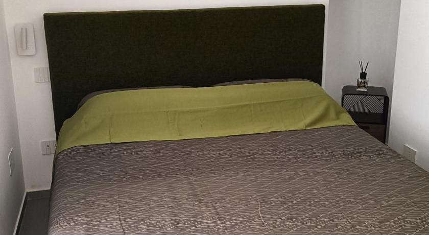 Celine Confort Room