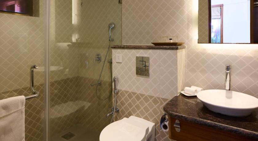Image of Premium Twin Room with Balcony | Enjoy Happy Hours with 1+1 offer 2