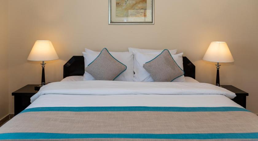 Image of One-Bedroom Chalet 4