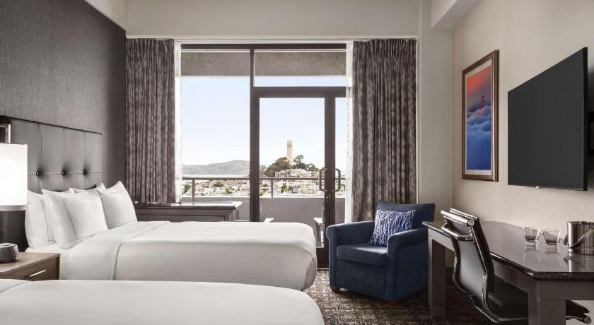 Image of Premium Double Room with Two Double Beds and Bay View 0