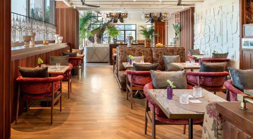 塞维利亚 Only YOU Hotel Sevilla 5星级 酒店 泳池