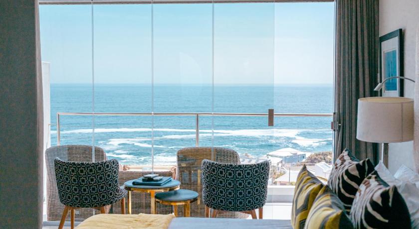 Image of Superior Room 7