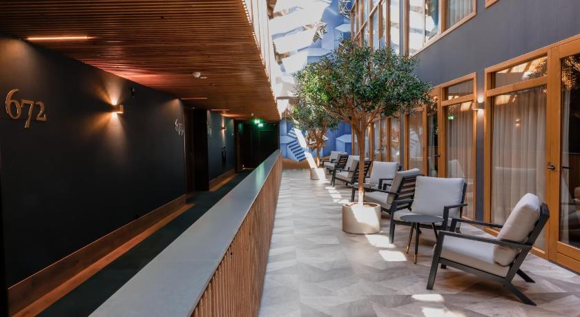 Image of Deluxe Plus Atrium Room 4