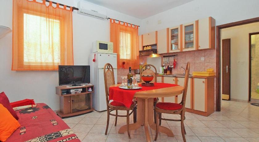 Apartment 1569 - image 4