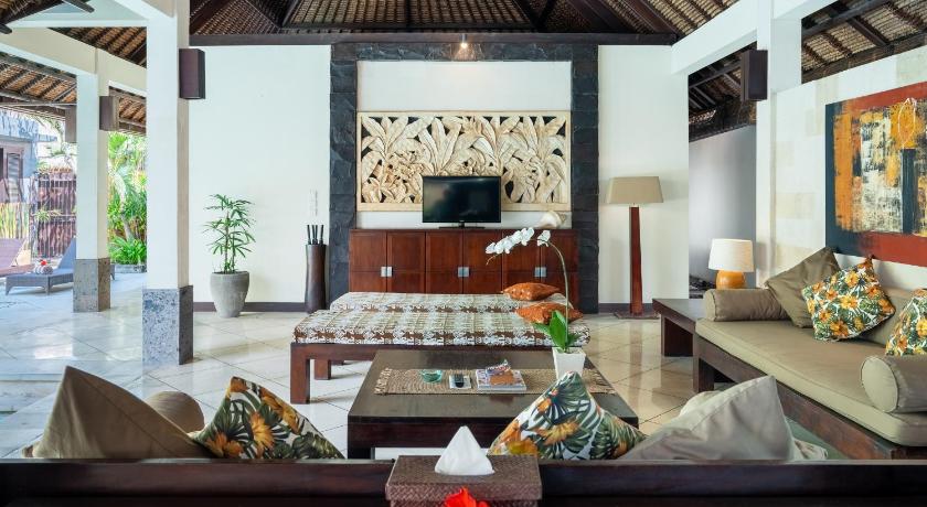Image of Villa with Private Pool 6