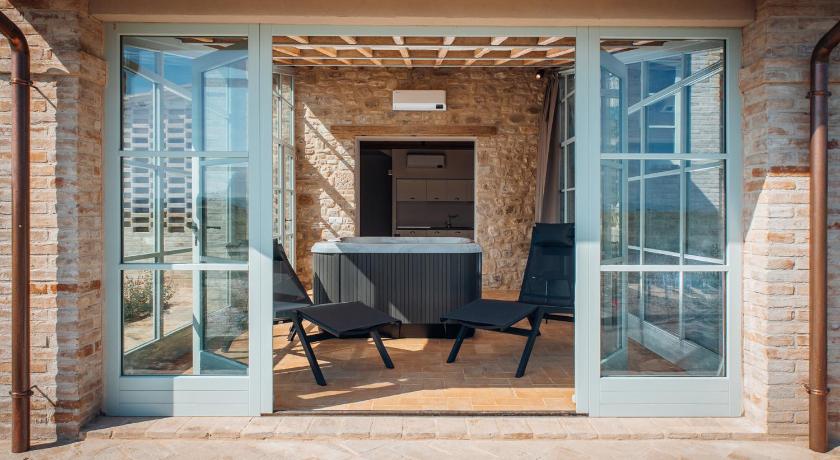 阿西西 Agriturismo Molinella 4星级 民宿 泳池