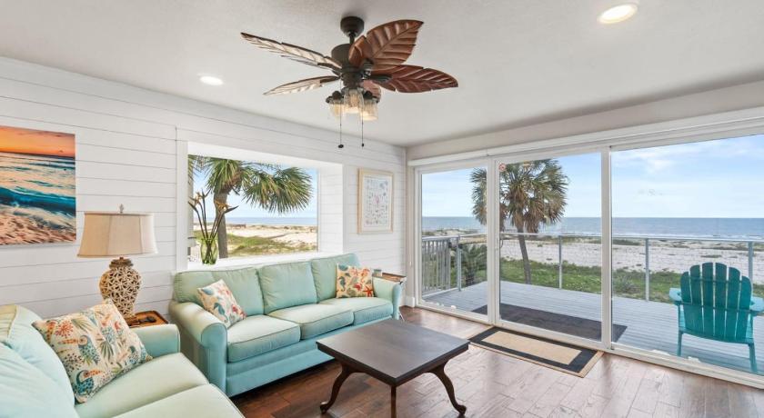 Fort St. Joe Private Beachfront Home | Sleeps 12 | Balconies, Kayaks & Ocean Views 4-Star Accommodation suite