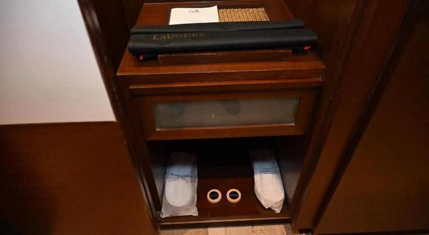 Image of Premier King Room 13