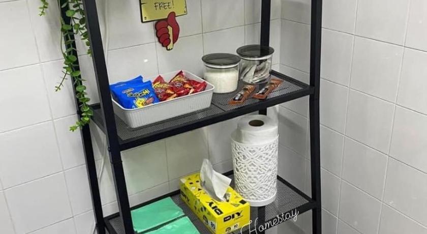 Cempaka Hijau Homestay - FREE Wifi - 3 Bedrooms - image 4