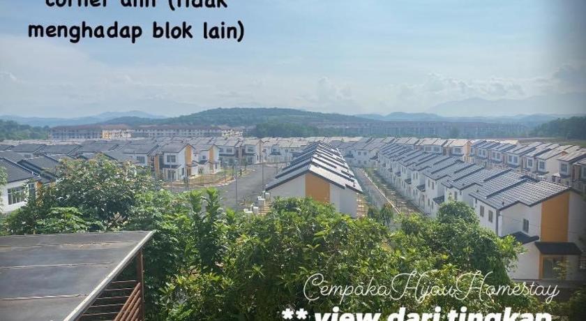 Cempaka Hijau Homestay - FREE Wifi - 3 Bedrooms - image 3