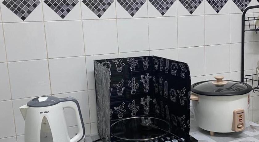 Cempaka Hijau Homestay - FREE Wifi - 3 Bedrooms - image 5