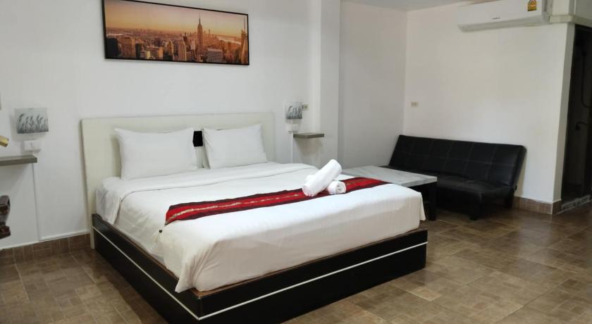 Image of Double Room with Garden View 11