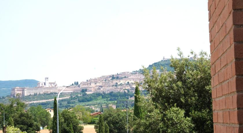 阿西西 Casa Ermes 3星级 单人房 大堂