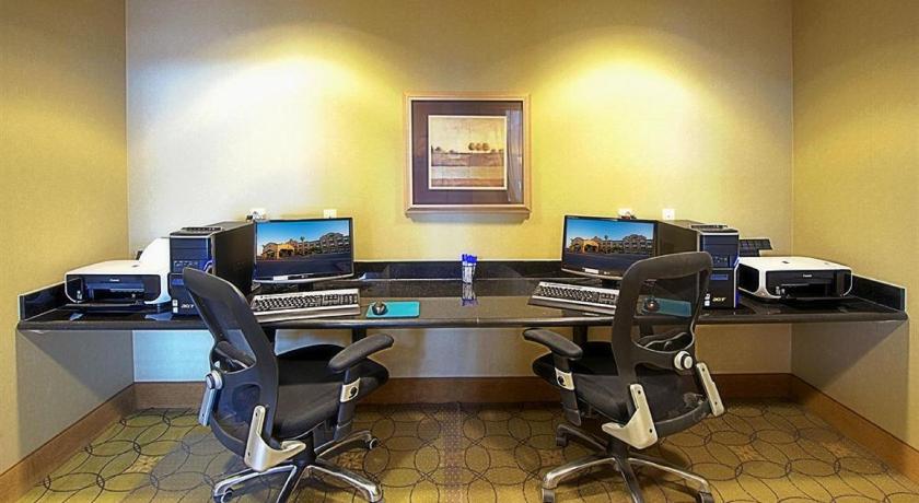 GreenTree Inn and Suites Florence, AZ 240 West Highway 287 Florence