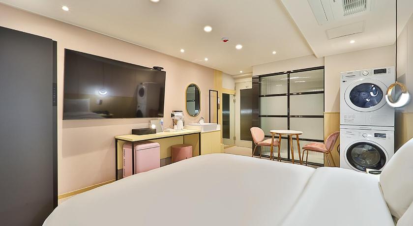 Image of Superior Double Room 2