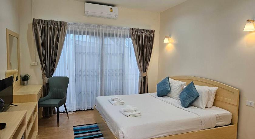Image of Deluxe Double Room 5
