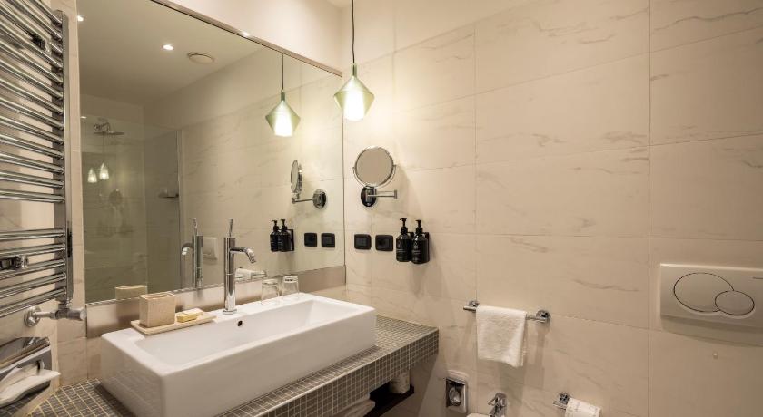 Image of Premium Room 8