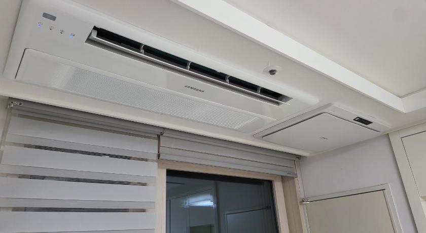 ソウル 1 min to Sinnonhyeon Cute and Cozy House# Netflix 2つ星 シングルルーム レストラン