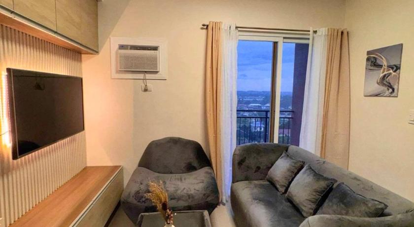 Adi Hideaway Dvo at 2BR Matina Enclaves - image 2