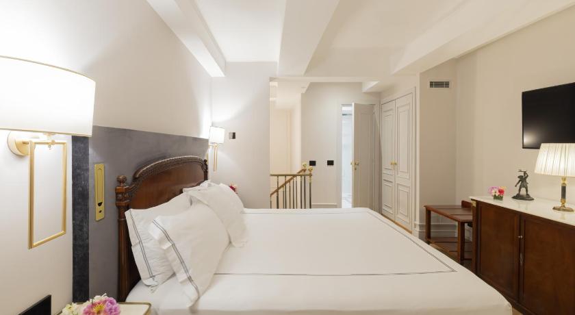 Image of Duplex Suite 4