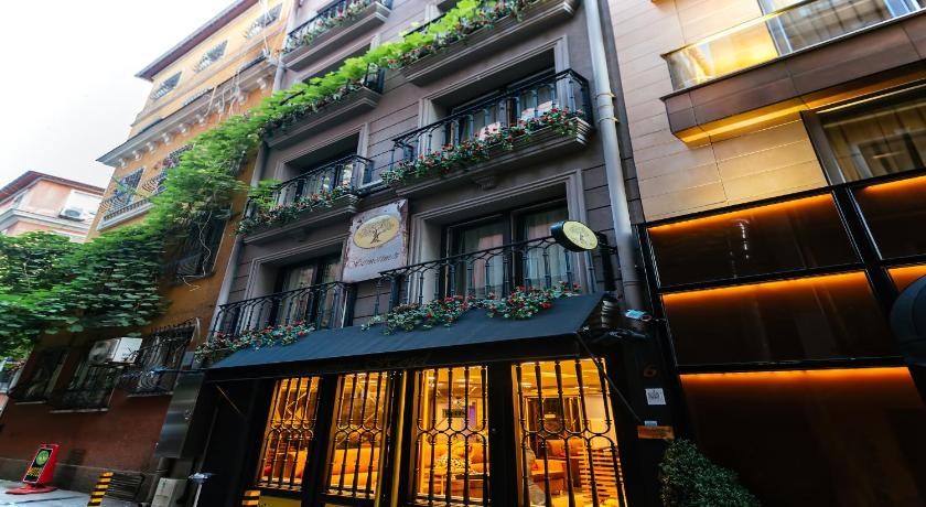 Sometimes Hotel Taksim - image 6