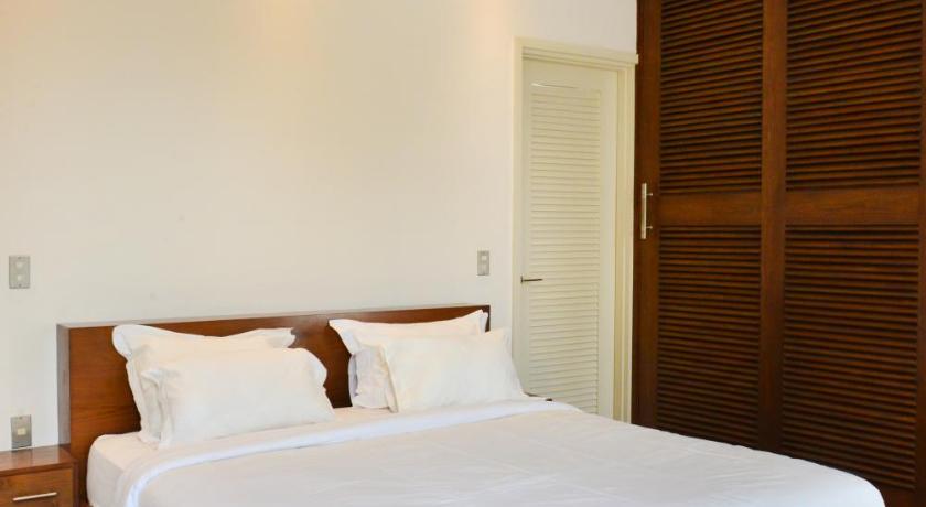 Villa Tentrem photo