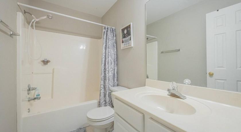 Athens (GA) Lucky Dog Athens, GA 4-Star Accommodation suite