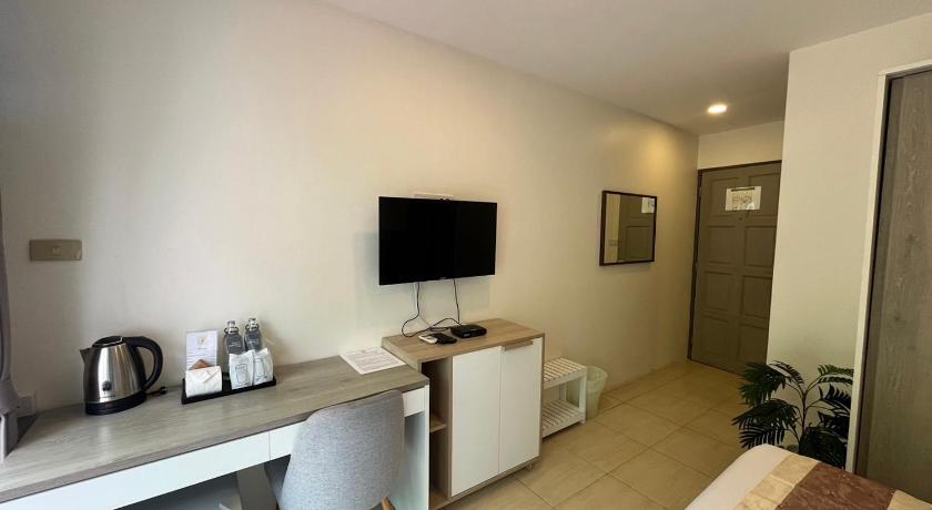 Image of Standard Twin Room 13