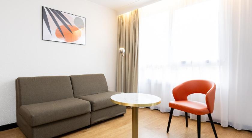 Image of Family Suite 8