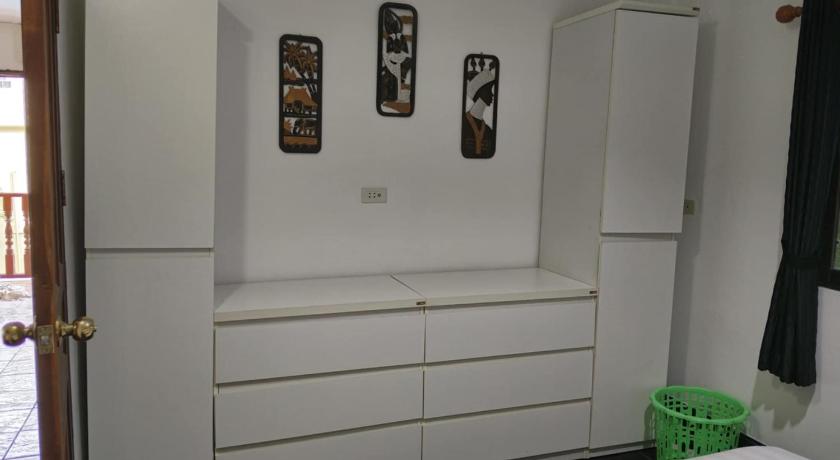 Image of One-Bedroom Apartment 14