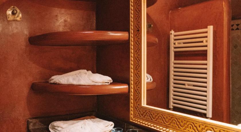 Image of Deluxe Double or Twin Room 15