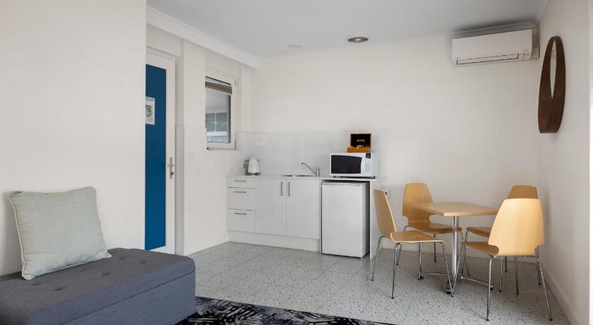 Image of Family Room with Terrace 5