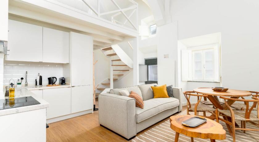 Limehome Evora Largo dos Penedos