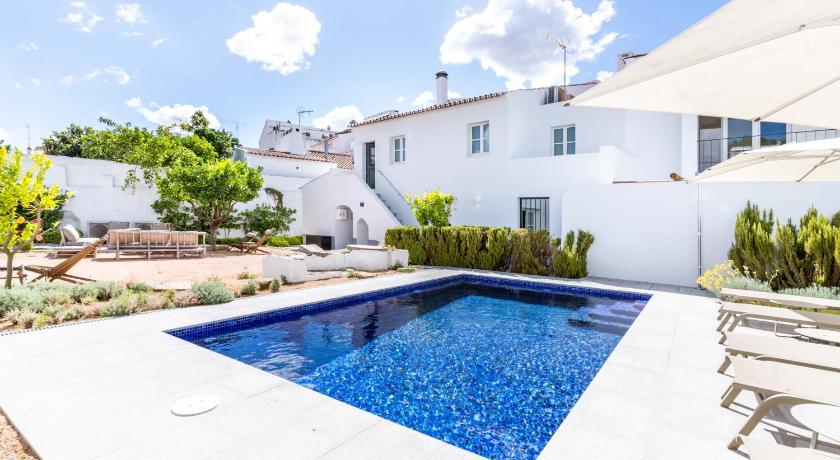 Limehome Evora Rua de Machede 52