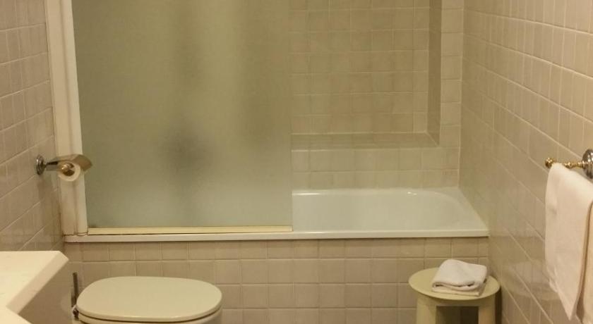 Image of Double or Twin Room 9