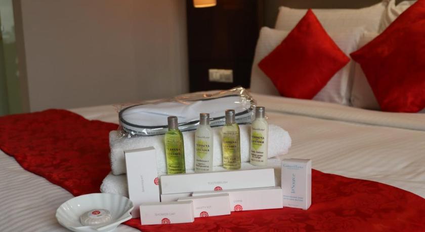 Image of Executive Suite 12