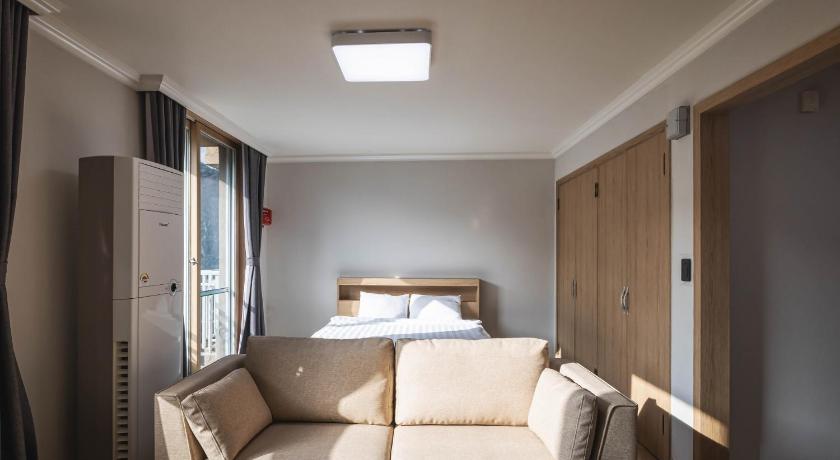 Image of Premier Plus Room 5