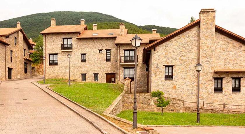 Apartamentos Jaca Badaguas 3000