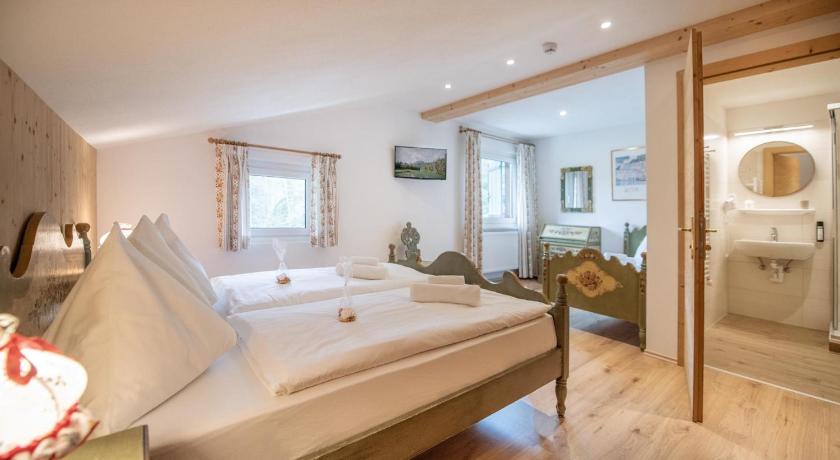 マレーベ Hotel Lago della Creta 3つ星 ホテル スイート