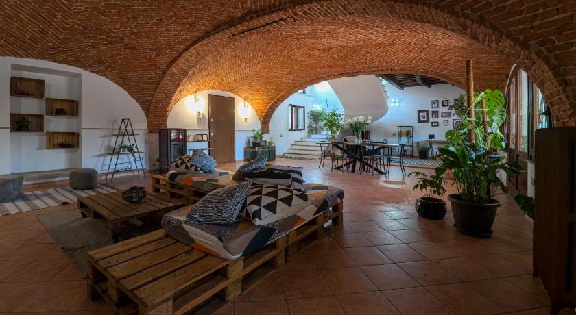 Villa con terrazzo e cortile privato 200m2 pet friendly