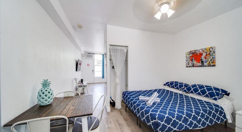 マイアミビーチ Deco Apt w/2 Queen Beds on Ocean Dr, South Beach 4つ星 宿泊施設 スイート